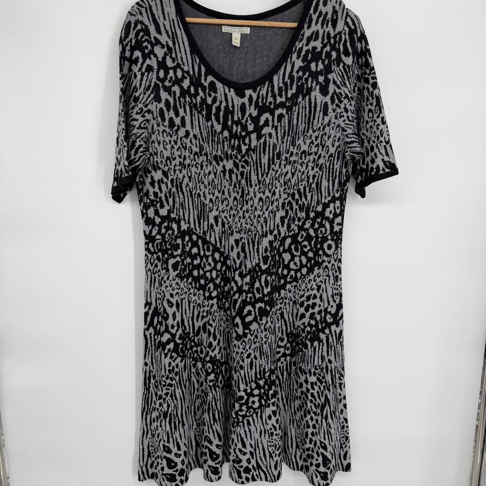 Dana Buchman Sweater Dress Women’s XL Black & Gray Animal Print‎ Fit & Flare